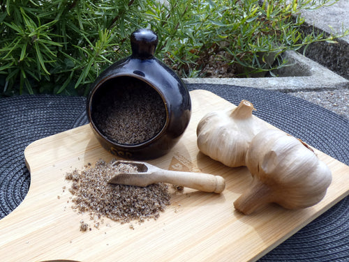 Sel fin de Guérande à l'ail noir 100 g / Black garlic sea salt  100g