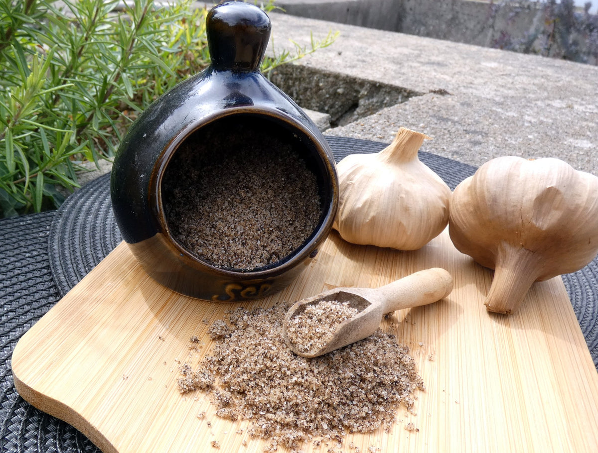 Sel fin de Guérande à l'ail noir 100 g / Black garlic sea salt  100g